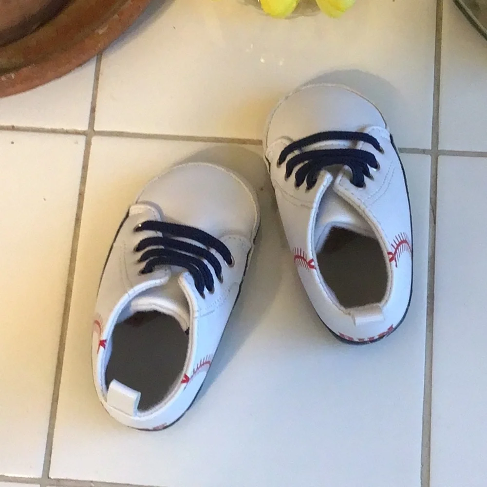 HOST PICK Home Run Baby Shoes NWOT (#2)